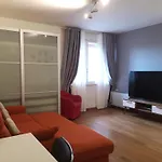 Quietnest Venice Station Flat 86sqm 100m To Bus Station 300m To Train Station Apartment