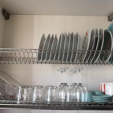 Quiet Station Flat 86sqm 100m To Bus Station 300m To Train Station *