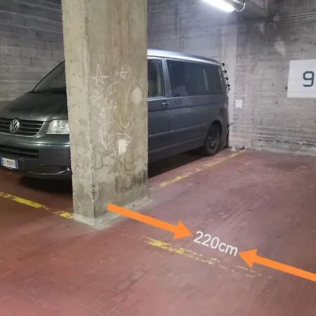 Quietnest Station Flat 86sqm 100m To Bus Station 300m To Train Station * Velence
