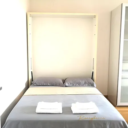 Apartmán Quietnest Station Flat 86sqm 100m To Bus Station 300m To Train Station