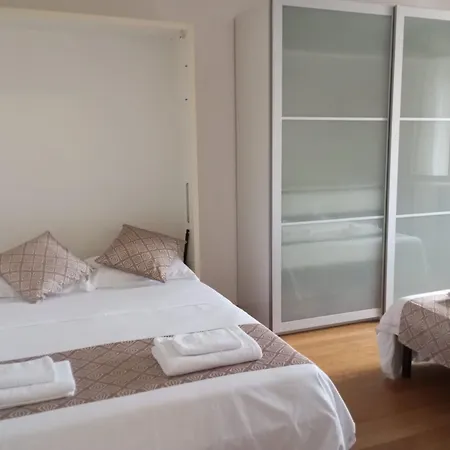 Quietnest Venice Station Flat 86sqm 100m To Bus Station 300m To Train Station *